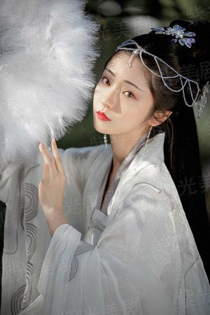孤儿(法语)